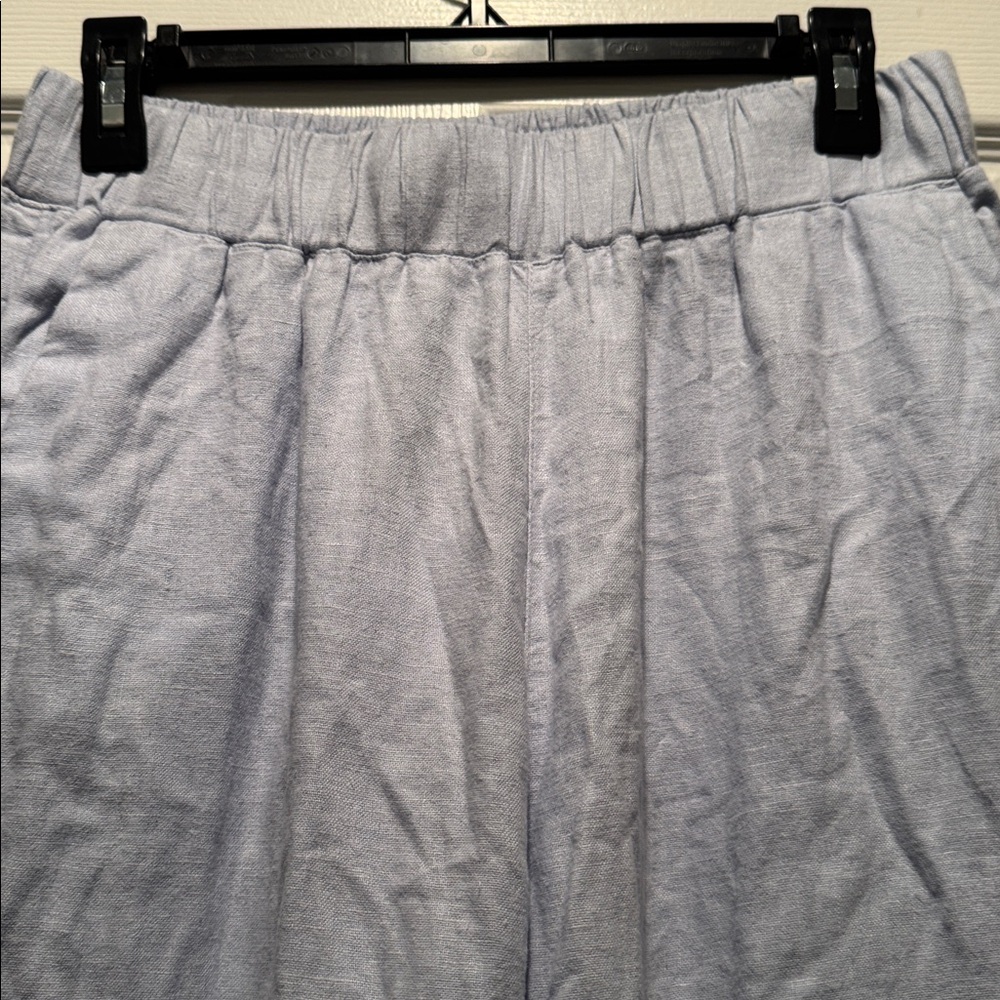 Abercrombie and Fitch NWT linen blend wide leg pull on cropped pants. - Picture 2 of 11